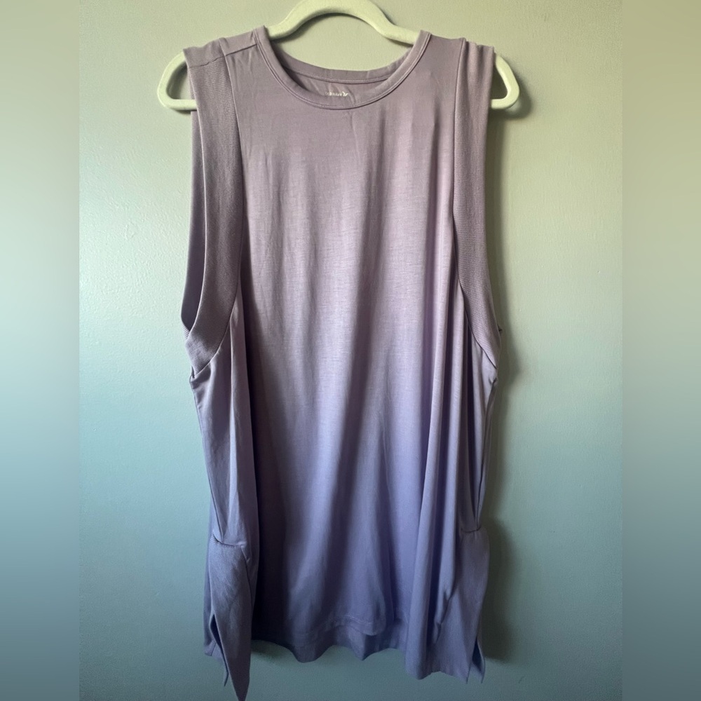 Old Navy Mauve Muscle Tee
